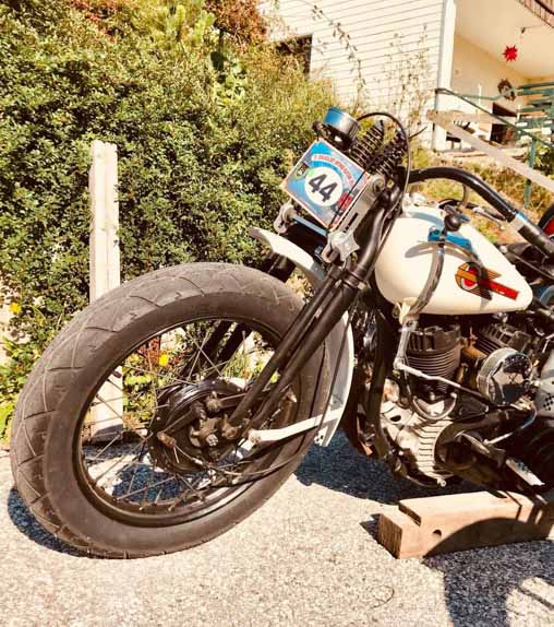 white harley davidson racing bike built year 1943